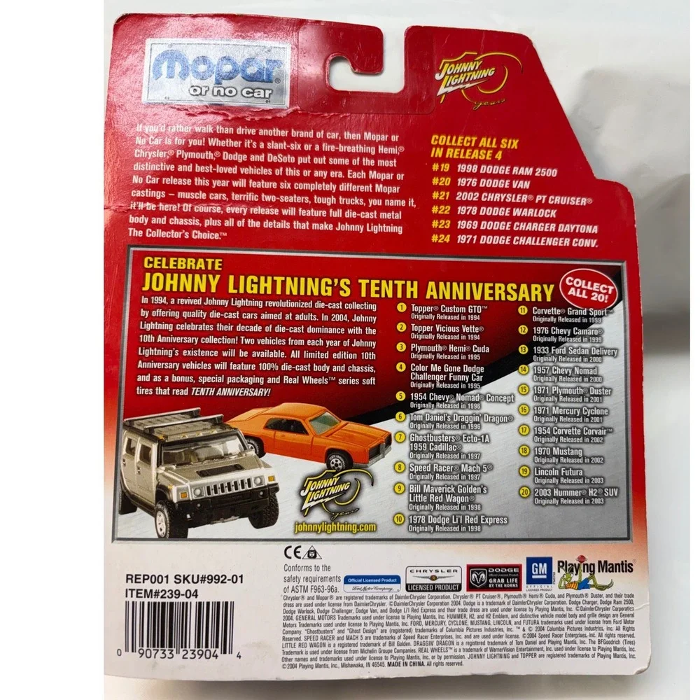 Johnny Lightning 1969 Dodge Charger Daytona Mopar Or No Car Orange 1/64 239-04